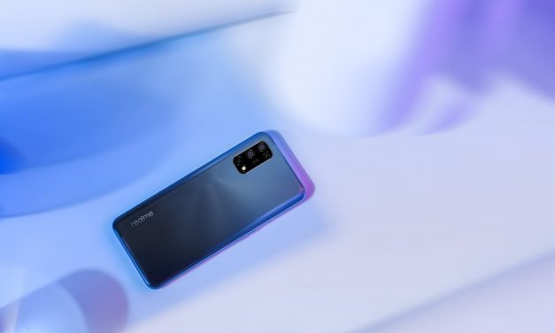 realme launches the best value 5G smartphone in the UK + Some amazing Black Friday Deals